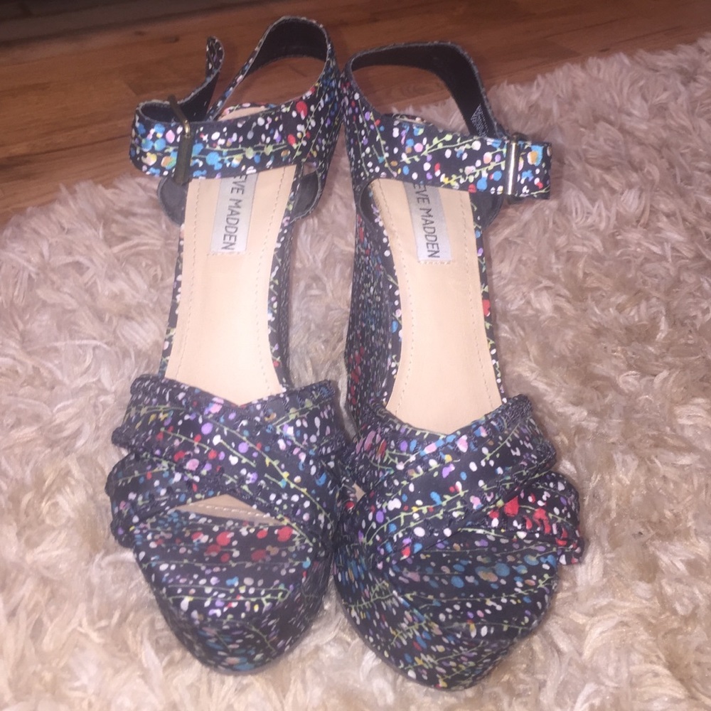 FLORAL WEDGES‼️‼️‼️